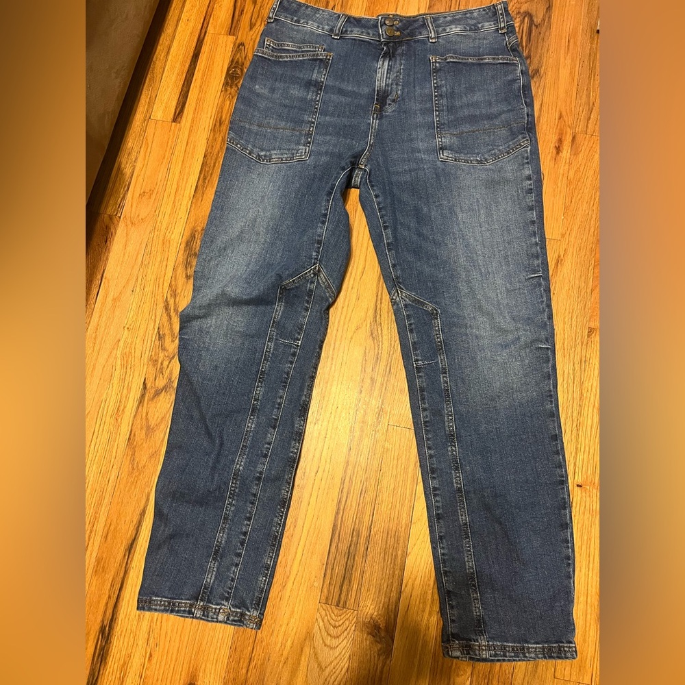 Pilcro 31T Carpenter-Style Straight Jeans - Picture 2 of 9